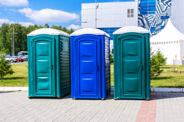 Types of Portable Toilets We Offer in De Queen, AR